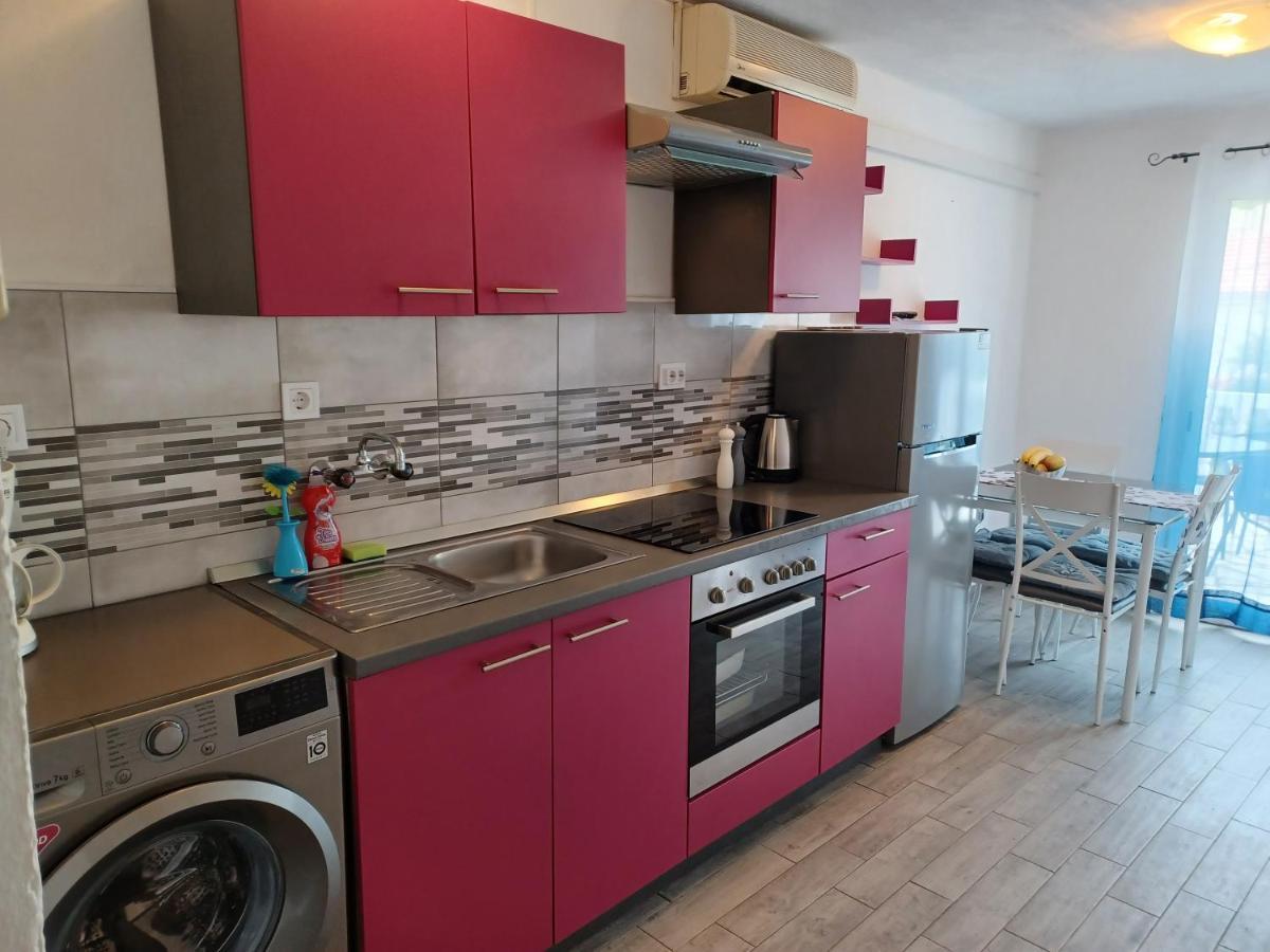 Apartments Katarina Vis Extérieur photo