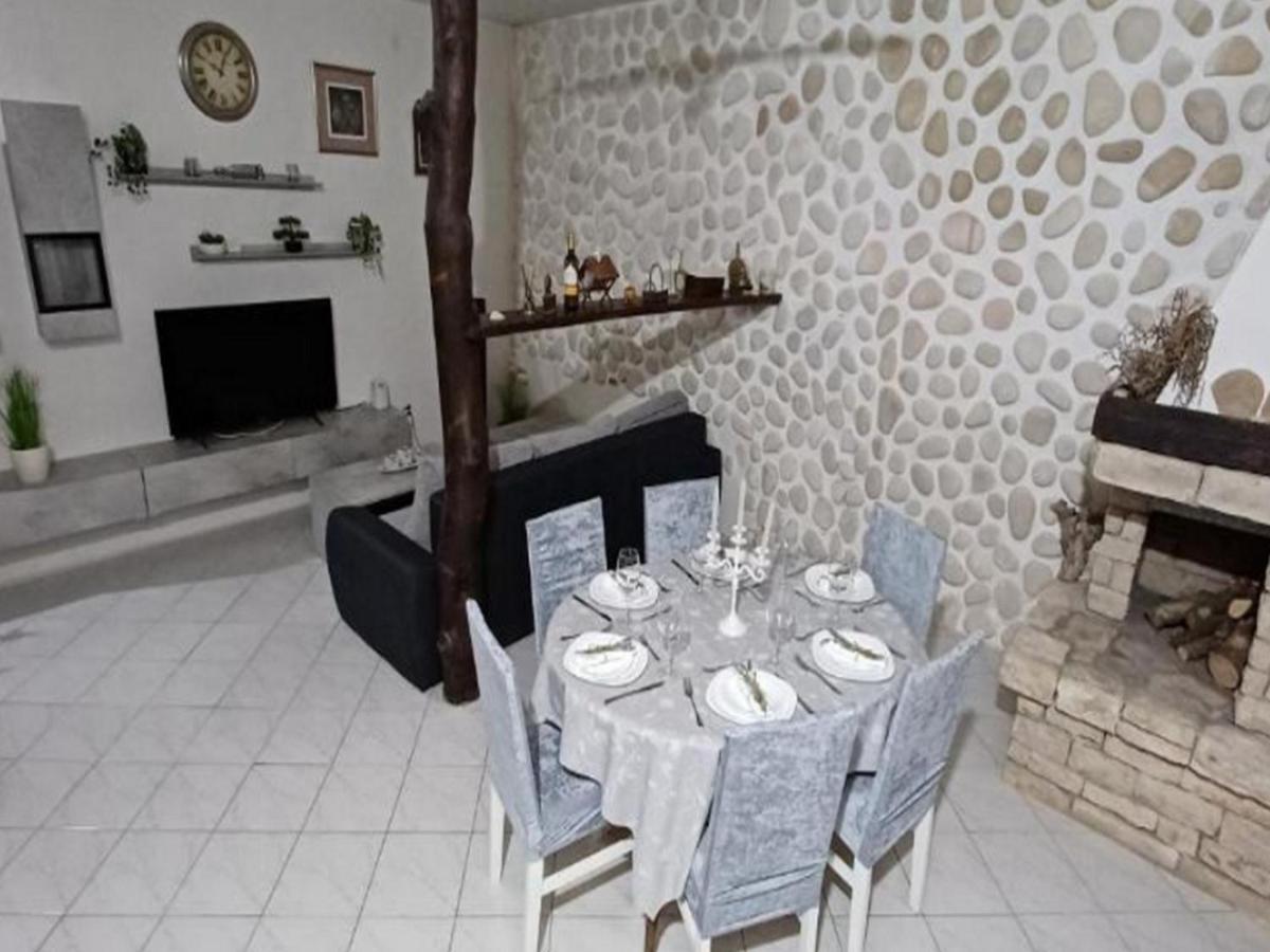Apartments Katarina Vis Extérieur photo