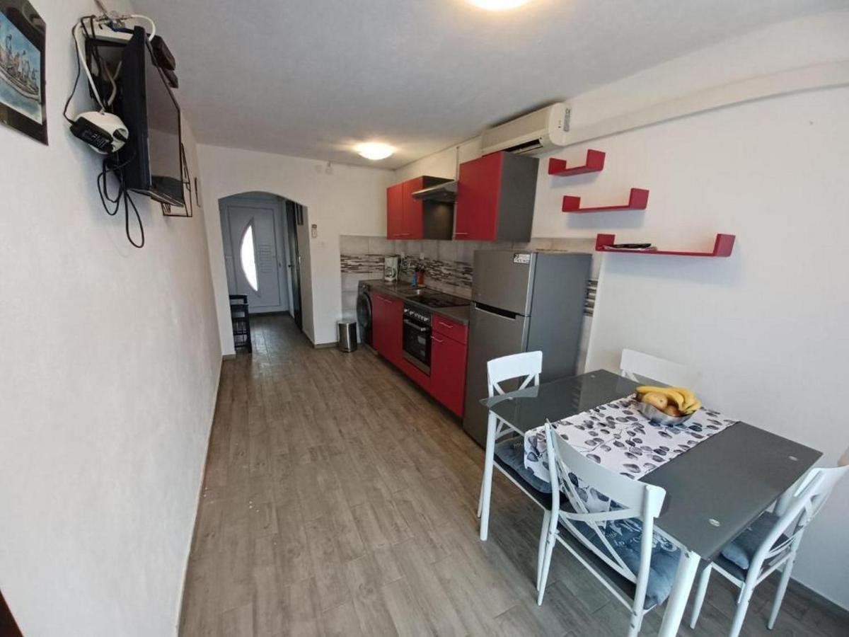 Apartments Katarina Vis Extérieur photo