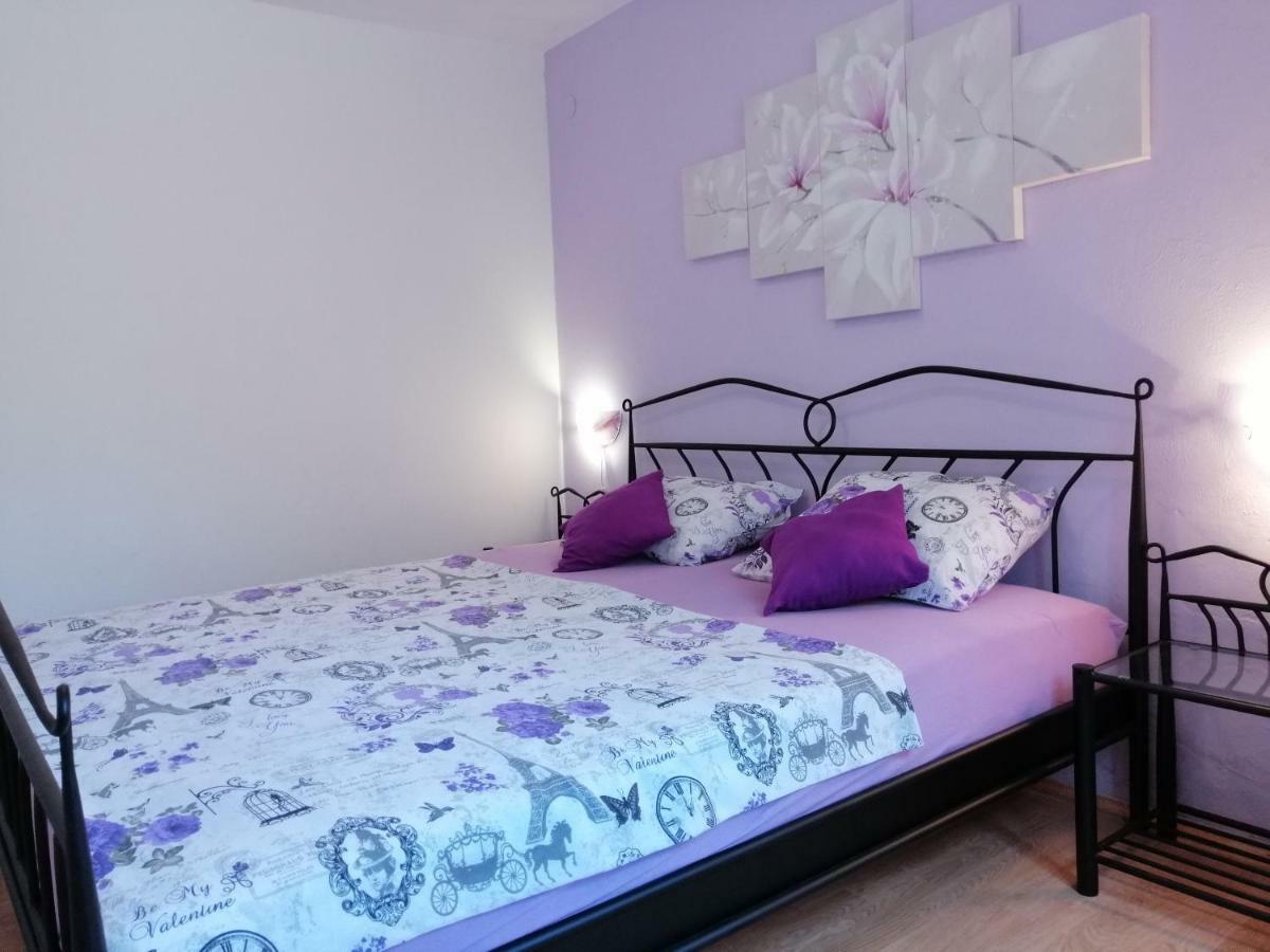 Apartments Katarina Vis Extérieur photo